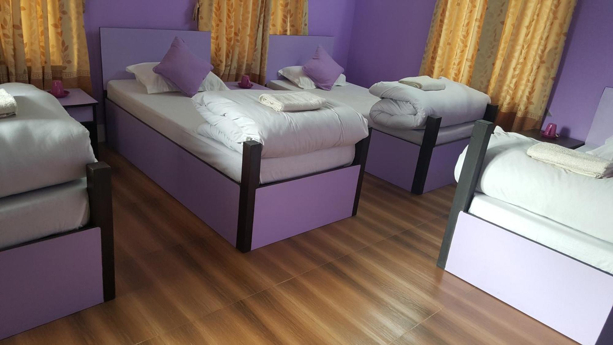 Bnb Royal Tourist House Katmandu Eksteriør billede