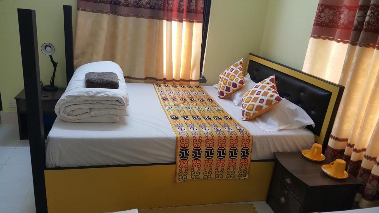 Bnb Royal Tourist House Katmandu Eksteriør billede