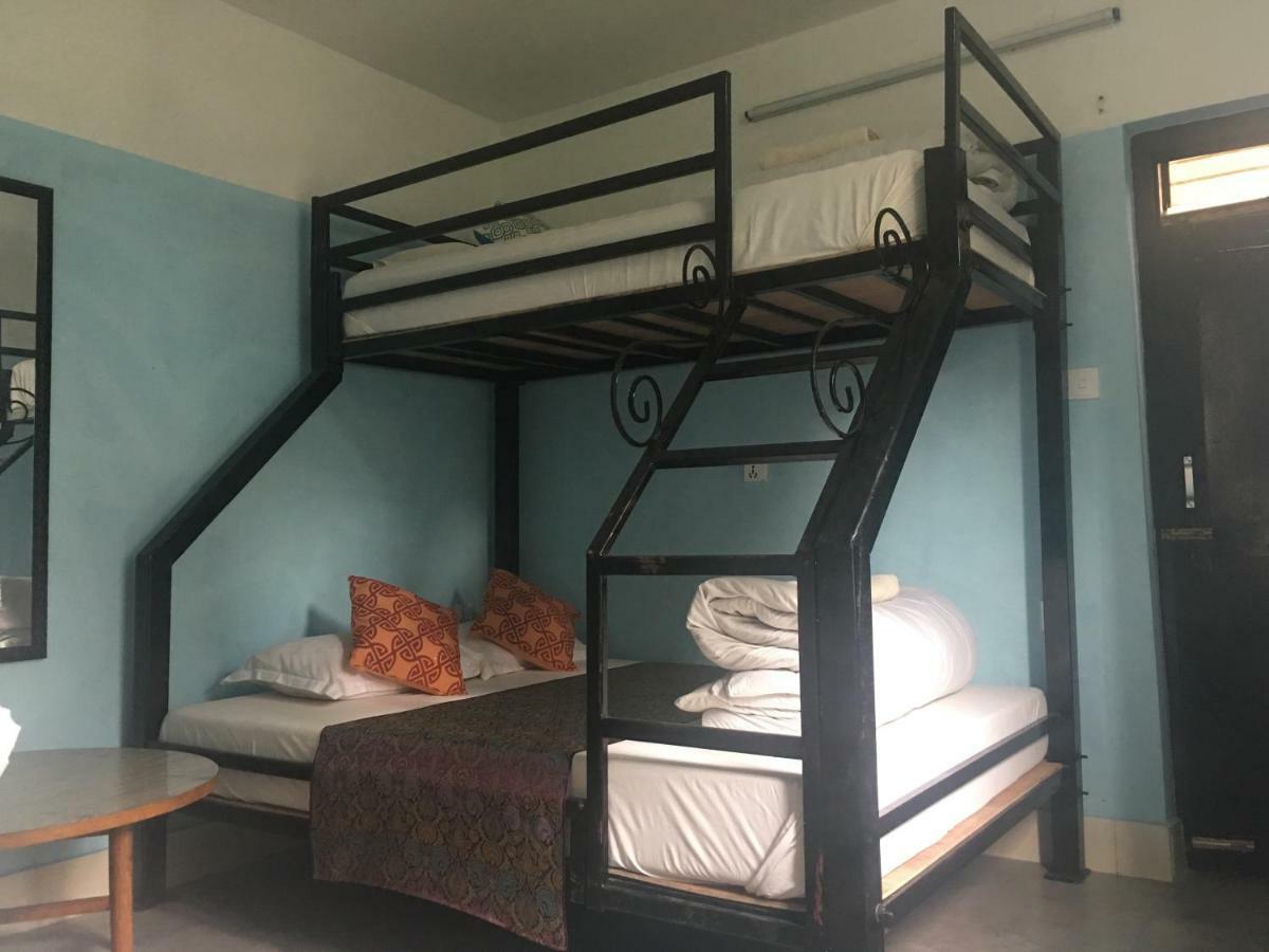 Bnb Royal Tourist House Katmandu Eksteriør billede